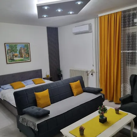 Globus Apartment Krusevac Exterior photo